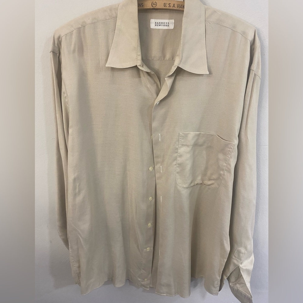Barney’s of New York button Dow long sleeve size L condition very good